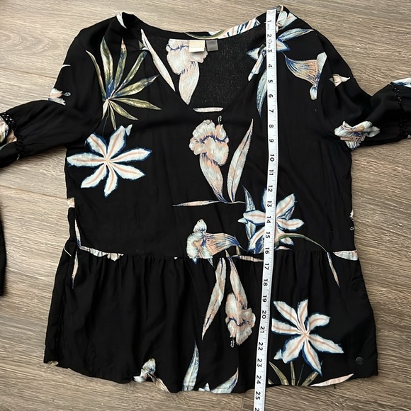 Roxy Floral Long Sleeve Blouse - Size Large - Picture 11 of 12